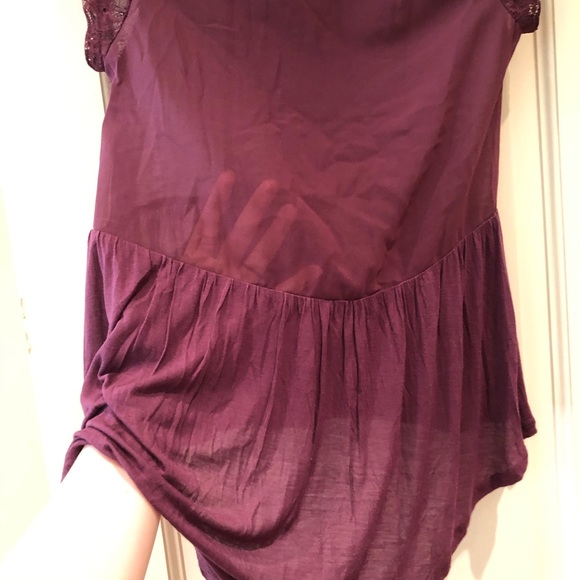 High-Low Lace Sleeve Blouse - Picture 5 of 7